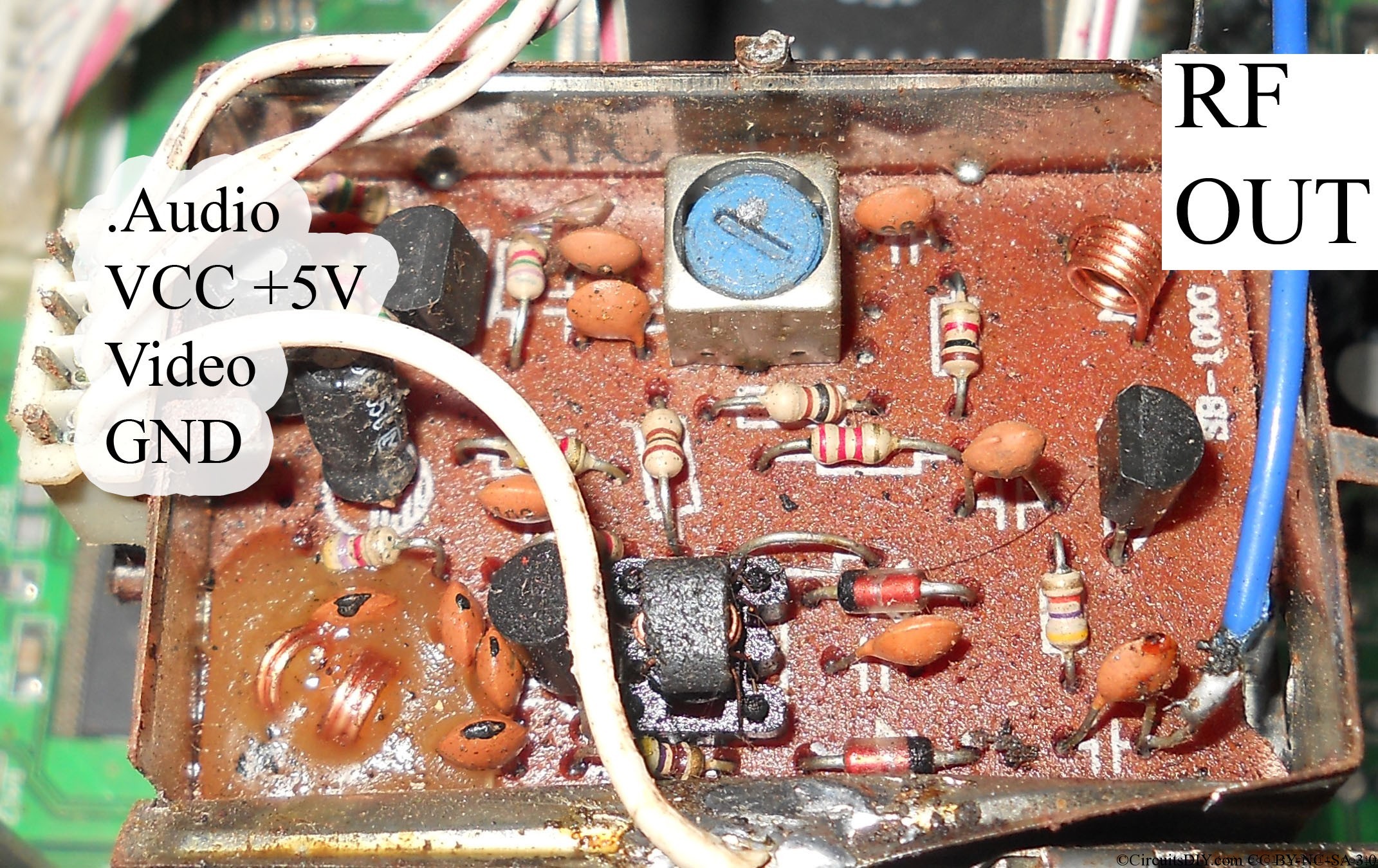 Av To Rf Converter Circuit Diagram - This Rf Box Wont Cost You More Than 25 Rupees So The Total Cost Of This Circuit Is Around 50 Rupees Only - Av To Rf Converter Circuit Diagram